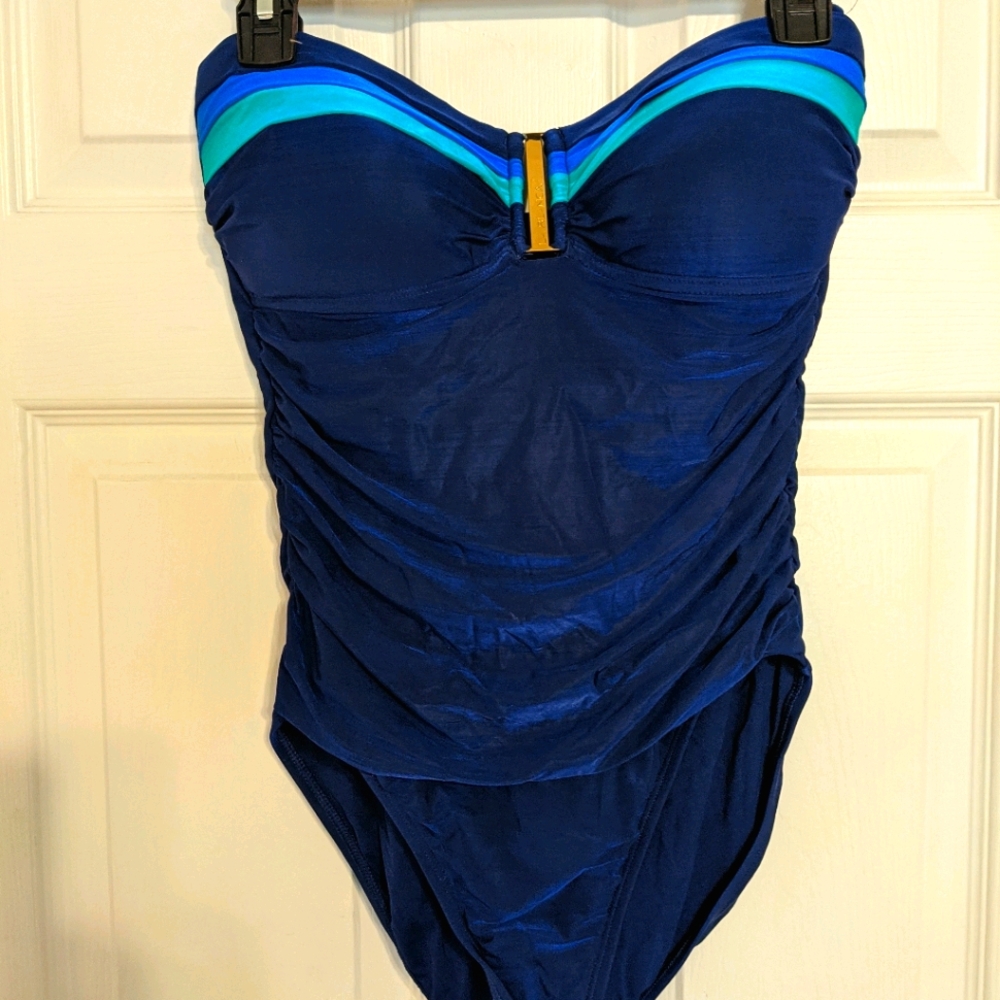La Blanca women's one-piece swimsuit